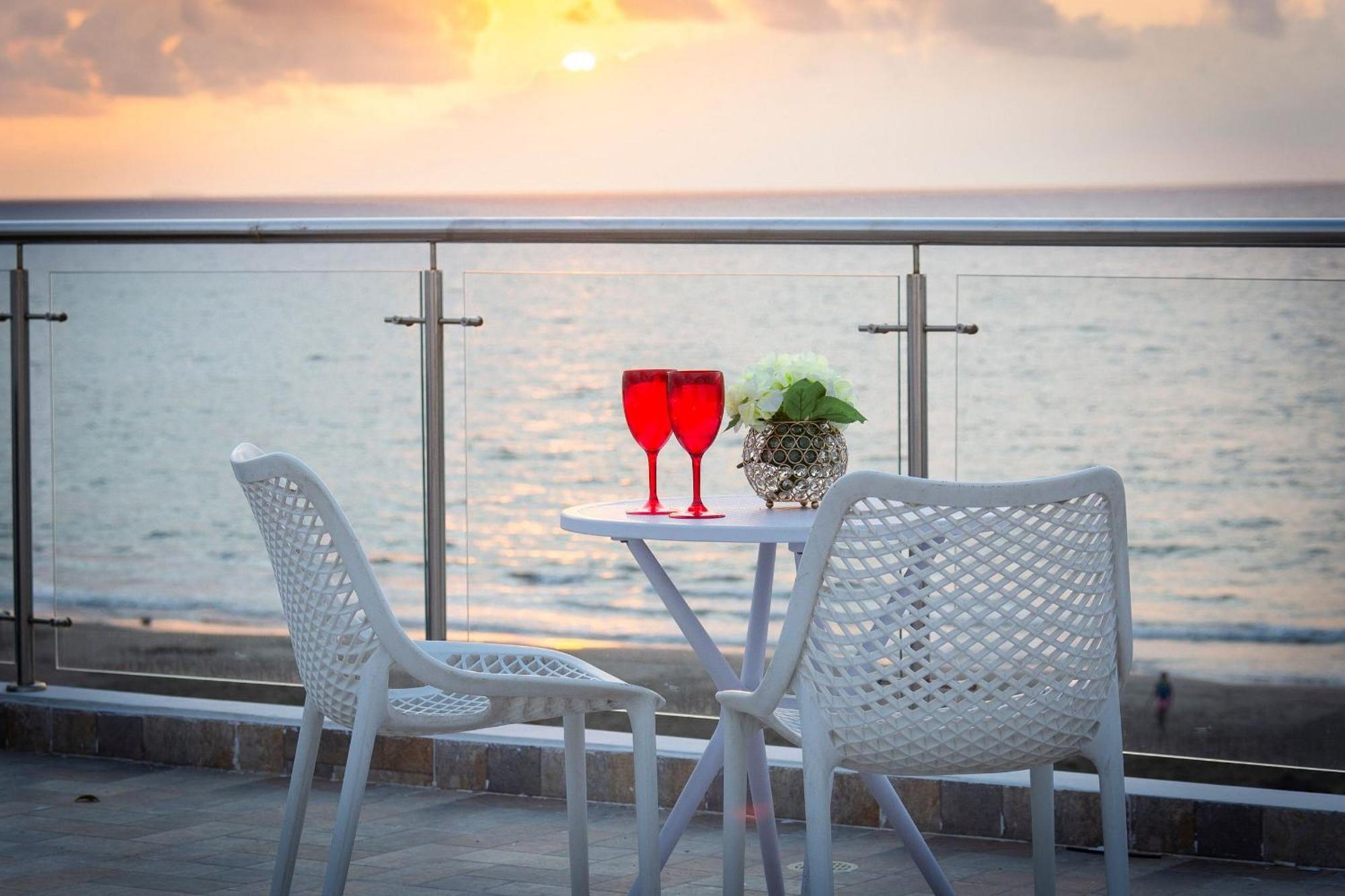 Amazing Beach House 13Br W/Pool & Staff Cartagena Luaran gambar