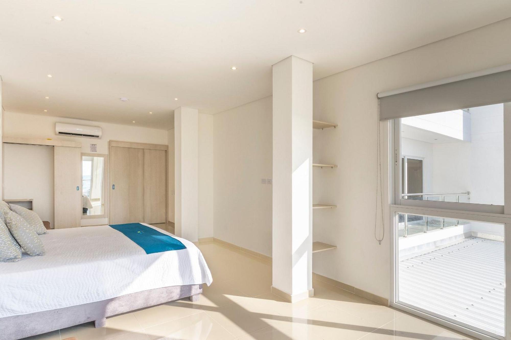 Amazing Beach House 13Br W/Pool & Staff Cartagena Luaran gambar